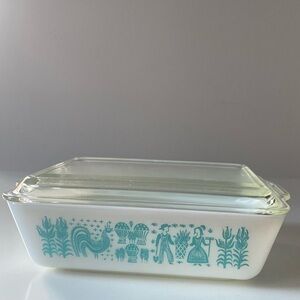 Vintage Pyrex Amish Butterprint Casserole Dish w/ Lid – Turquoise on White #0503